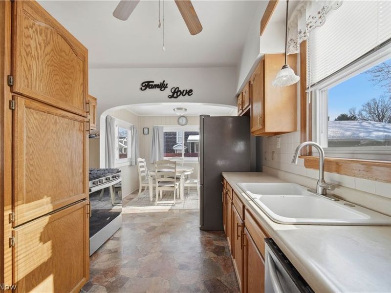 19 Marion Avenue SE, Massillon, OH 44646 Photo 9