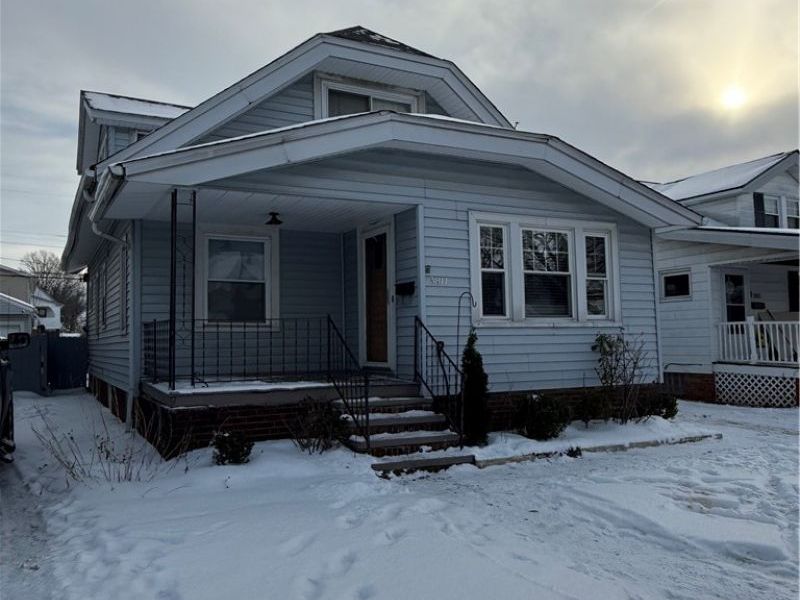 3811 W 136th Street, Cleveland, OH 44111 Photo 2