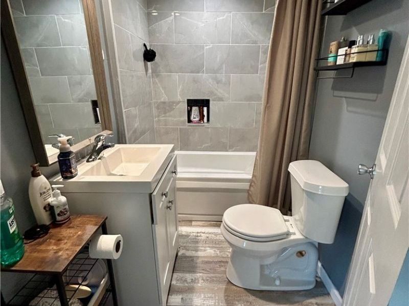 999 Midway Boulevard, Painesville Township, OH 44077 Photo 12