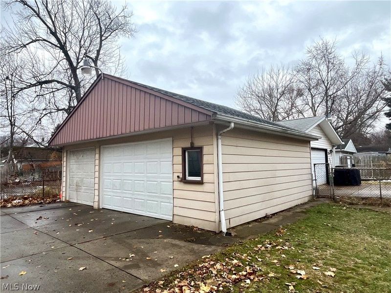 1301 Spring Road, Cleveland, OH 44109 Photo 27