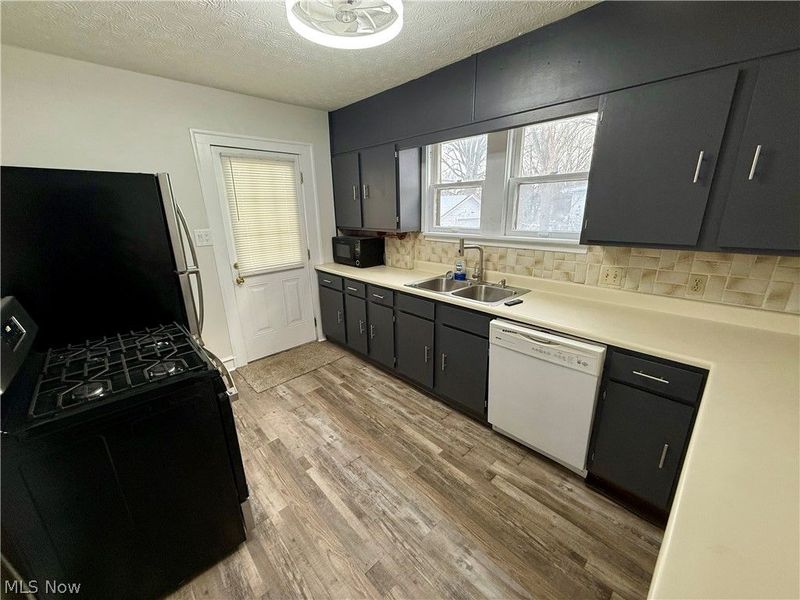 835 Inman Street, Akron, OH 44306 Photo 10