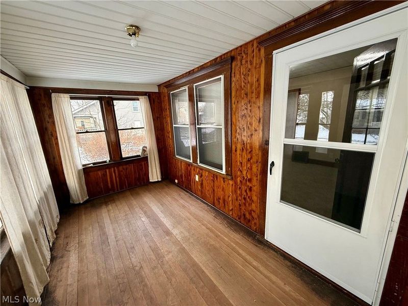 835 Inman Street, Akron, OH 44306 Photo 2