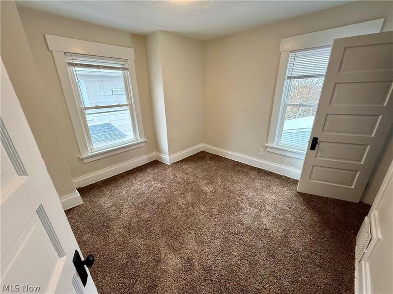 39 N Balch Street, Akron, OH 44303 Photo 12