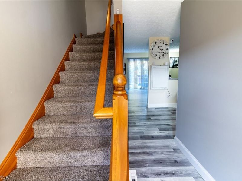 9985 Beverly Lane, Streetsboro, OH 44241 Photo 2