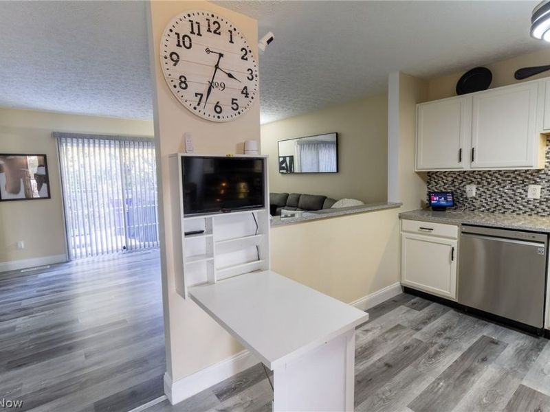 9985 Beverly Lane, Streetsboro, OH 44241 Photo 3