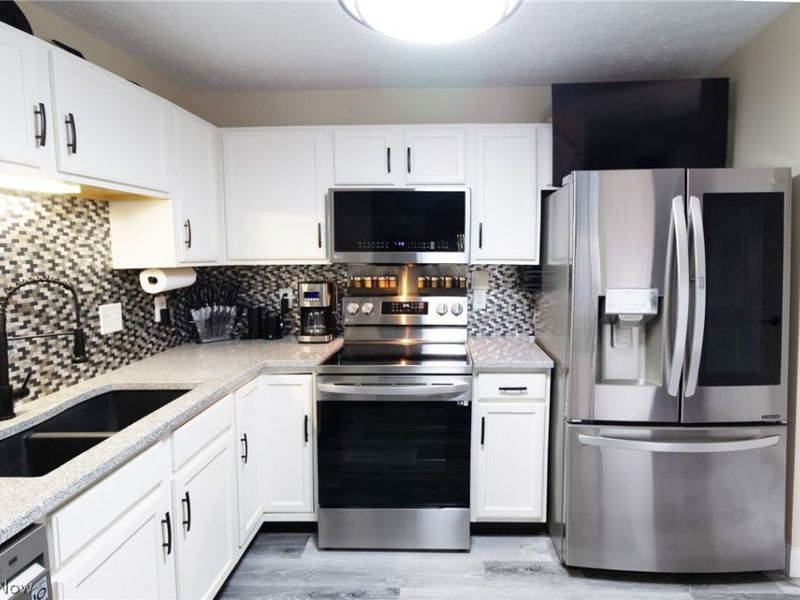 9985 Beverly Lane, Streetsboro, OH 44241 Photo 5