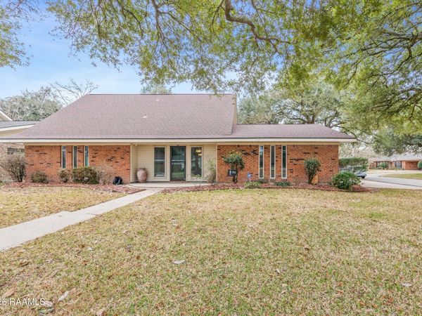 407 Maple Drive, Lafayette, LA 70506