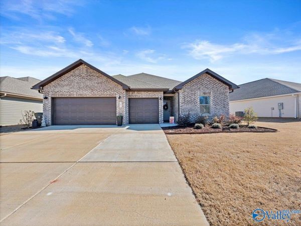 141 Southern Trail, Huntsville, AL 35811