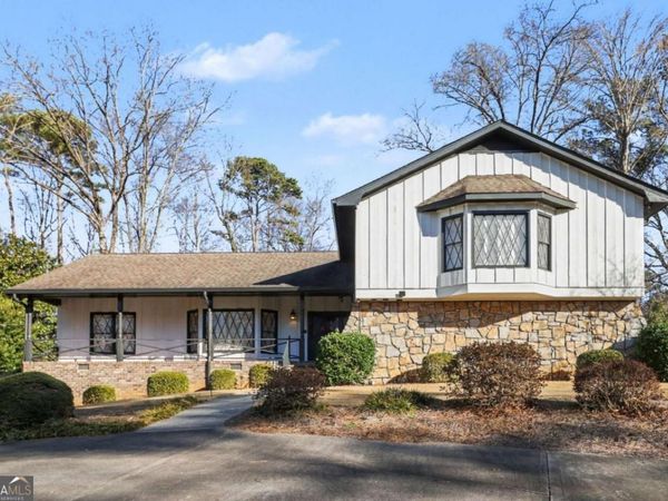 1905 Castleway Lane NE, Atlanta, GA 30345