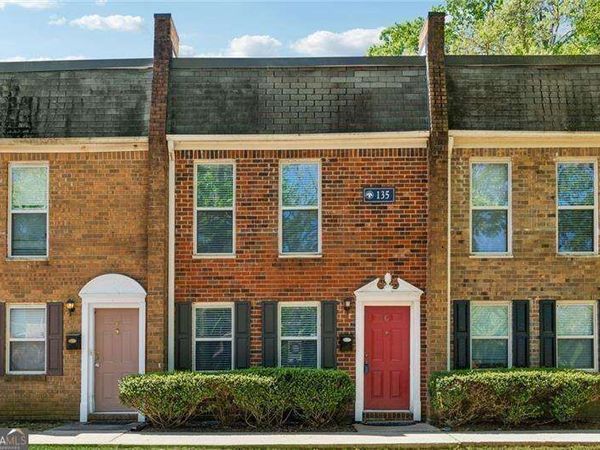 135 N River Drive, Unit G, Atlanta, GA 30350