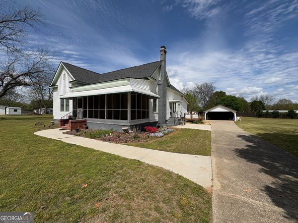 205 White Road, Byron, GA 31008