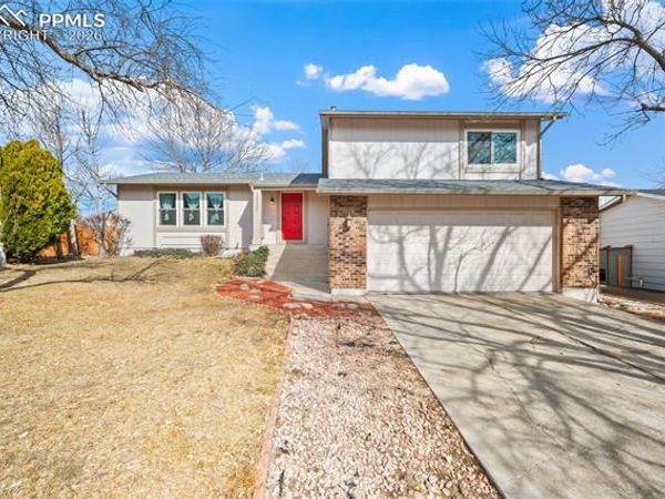 3330 Ashwood Circle, Colorado Springs, CO 80906