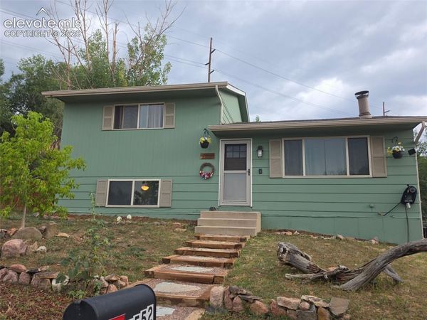 2552 Launcelot Court, Colorado Springs, CO 80904