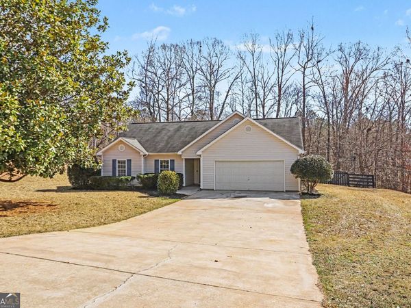 40 Macedonia Woods Court, Newnan, GA 30263