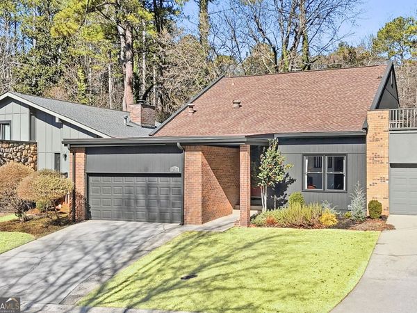 210 Leeward Lane, Roswell, GA 30076