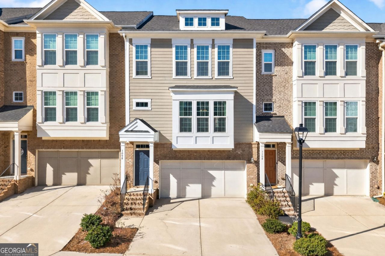 1098 Caruso Drive, Buford, GA 30518 Main Photo