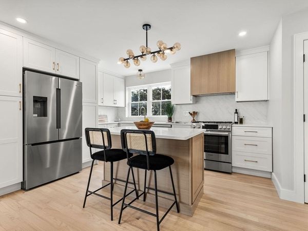 122 Woodruff Ave, Unit 122, Medford, MA 02155