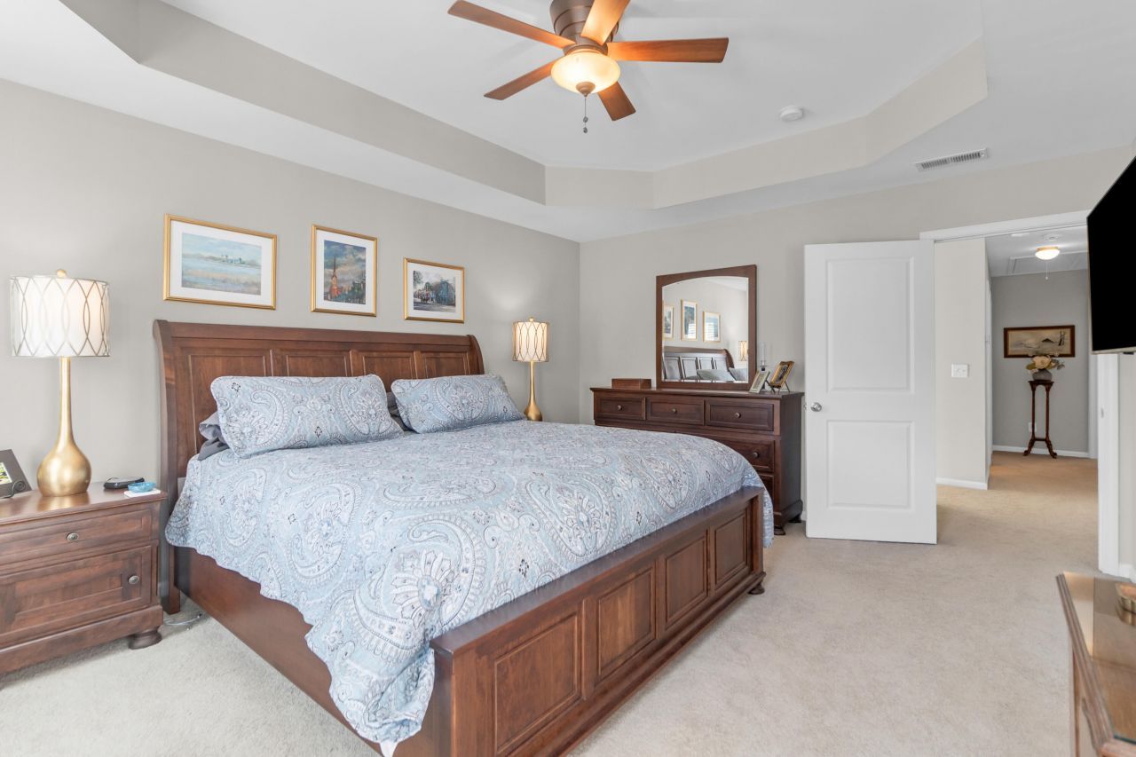 1799 Towne Street Photo 25