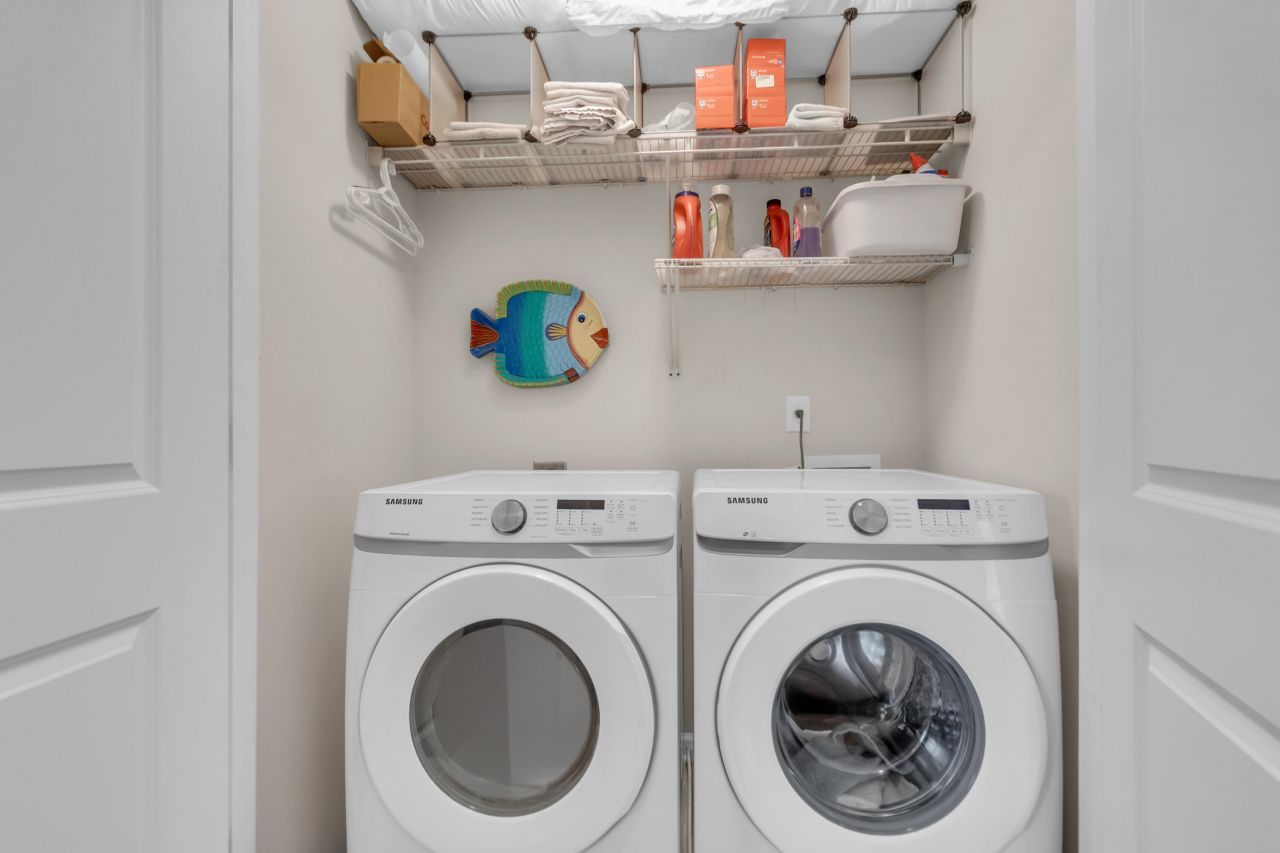 1799 Towne Street Photo 31