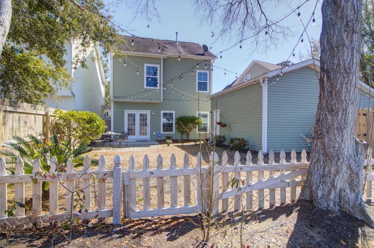 1799 Towne Street Photo 40