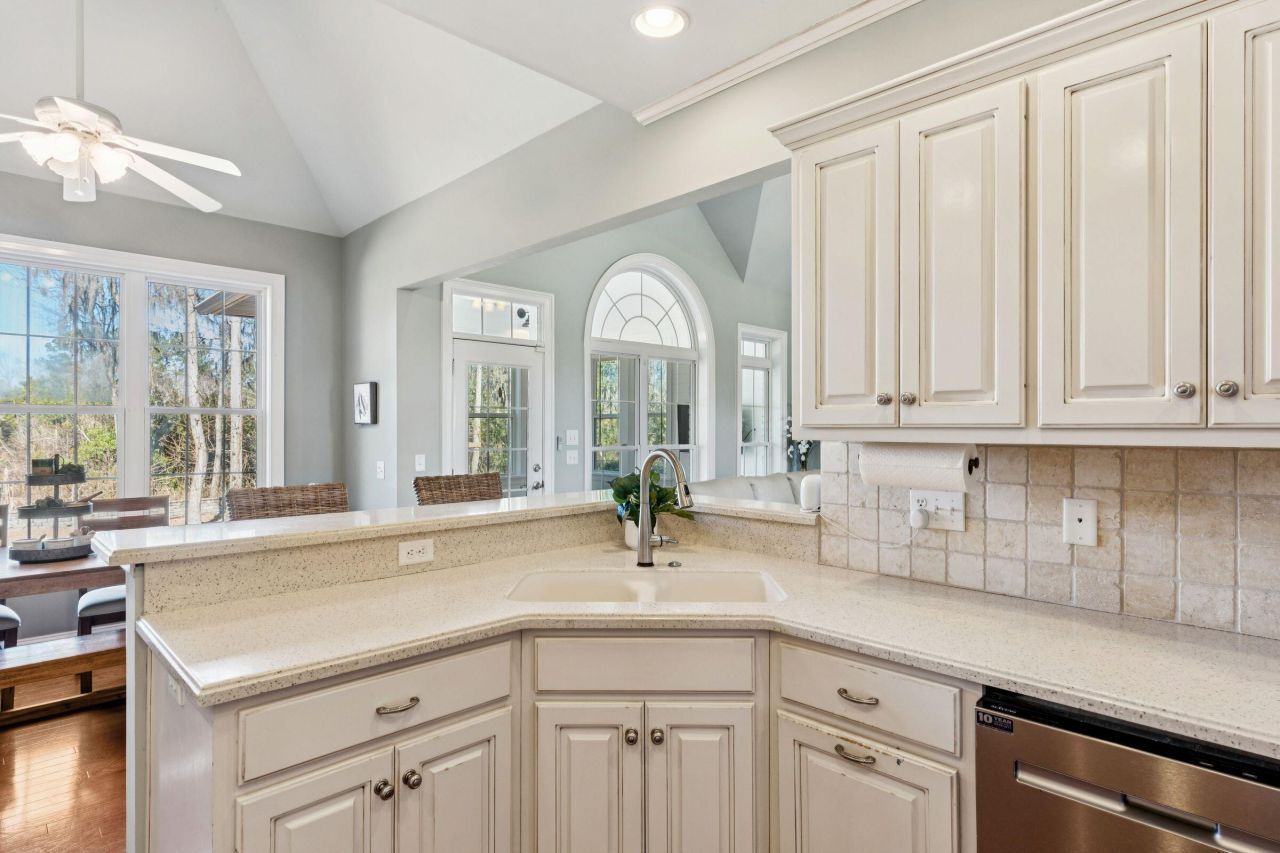 1506 Lucas Isle Court Photo 23