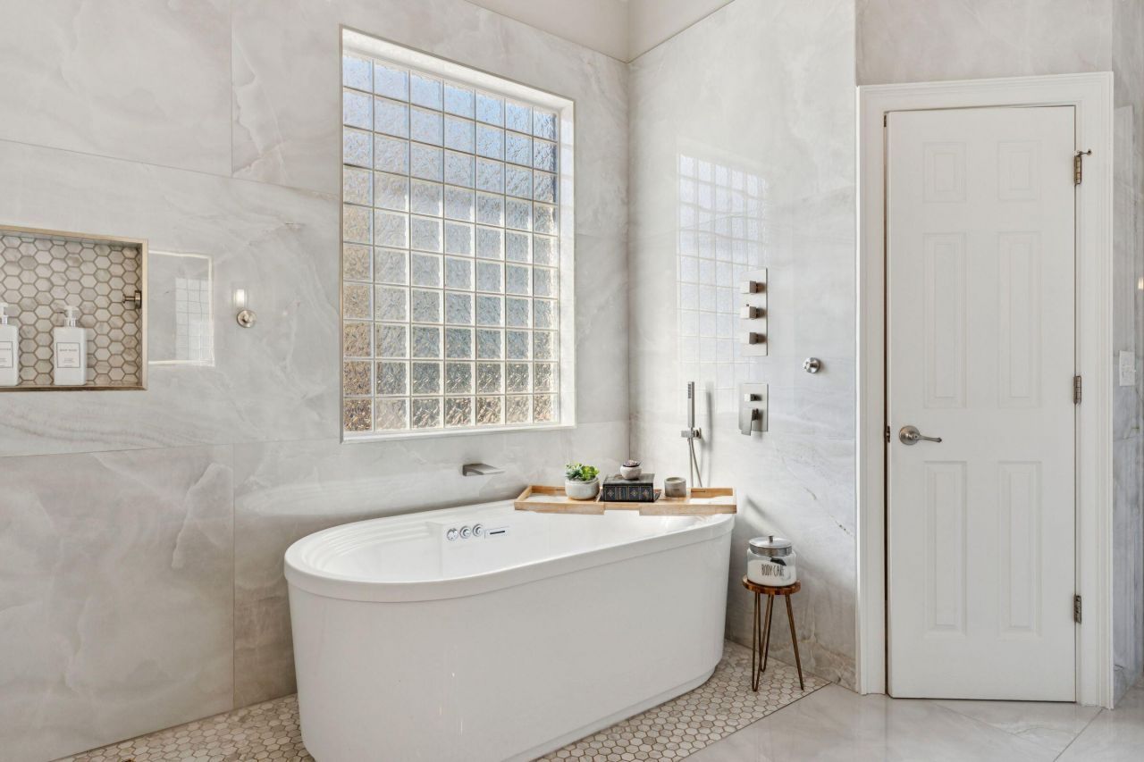 1506 Lucas Isle Court Photo 32