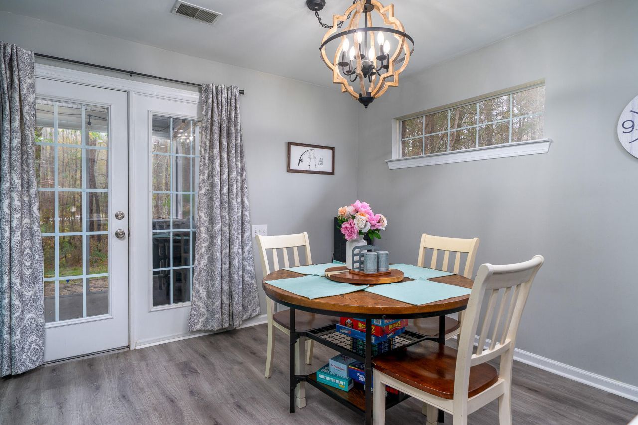 2204 Kings Gate Lane Photo 13