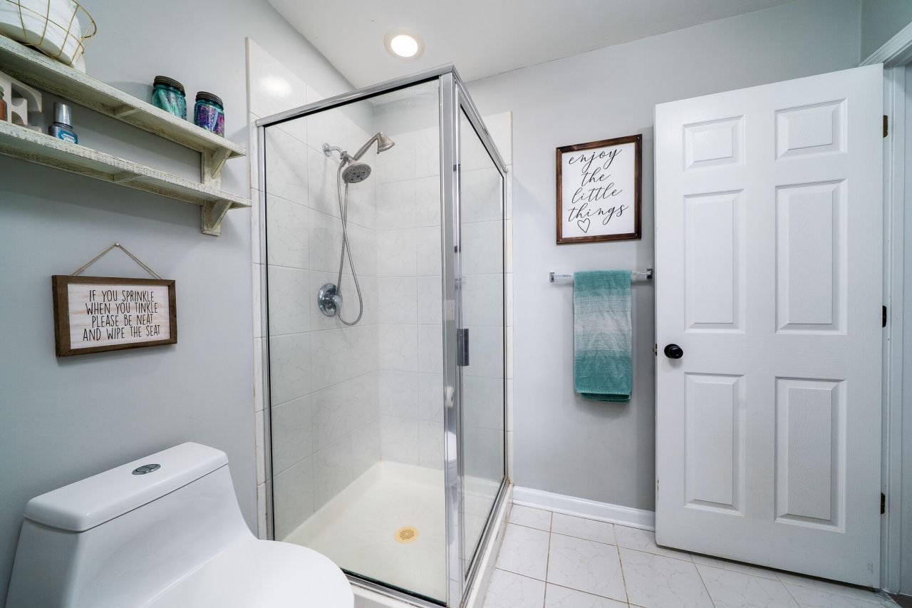 2204 Kings Gate Lane Photo 20