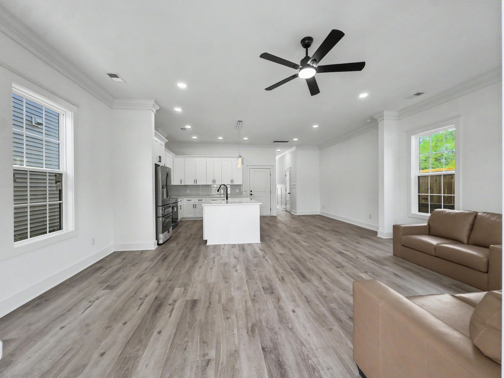 1906 Gumwood Boulevard Photo 12