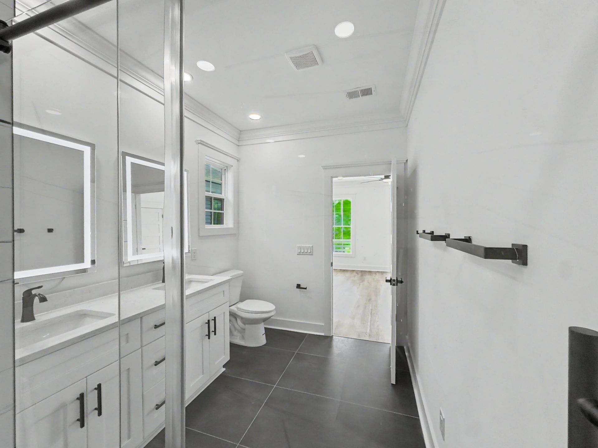 1906 Gumwood Boulevard Photo 24