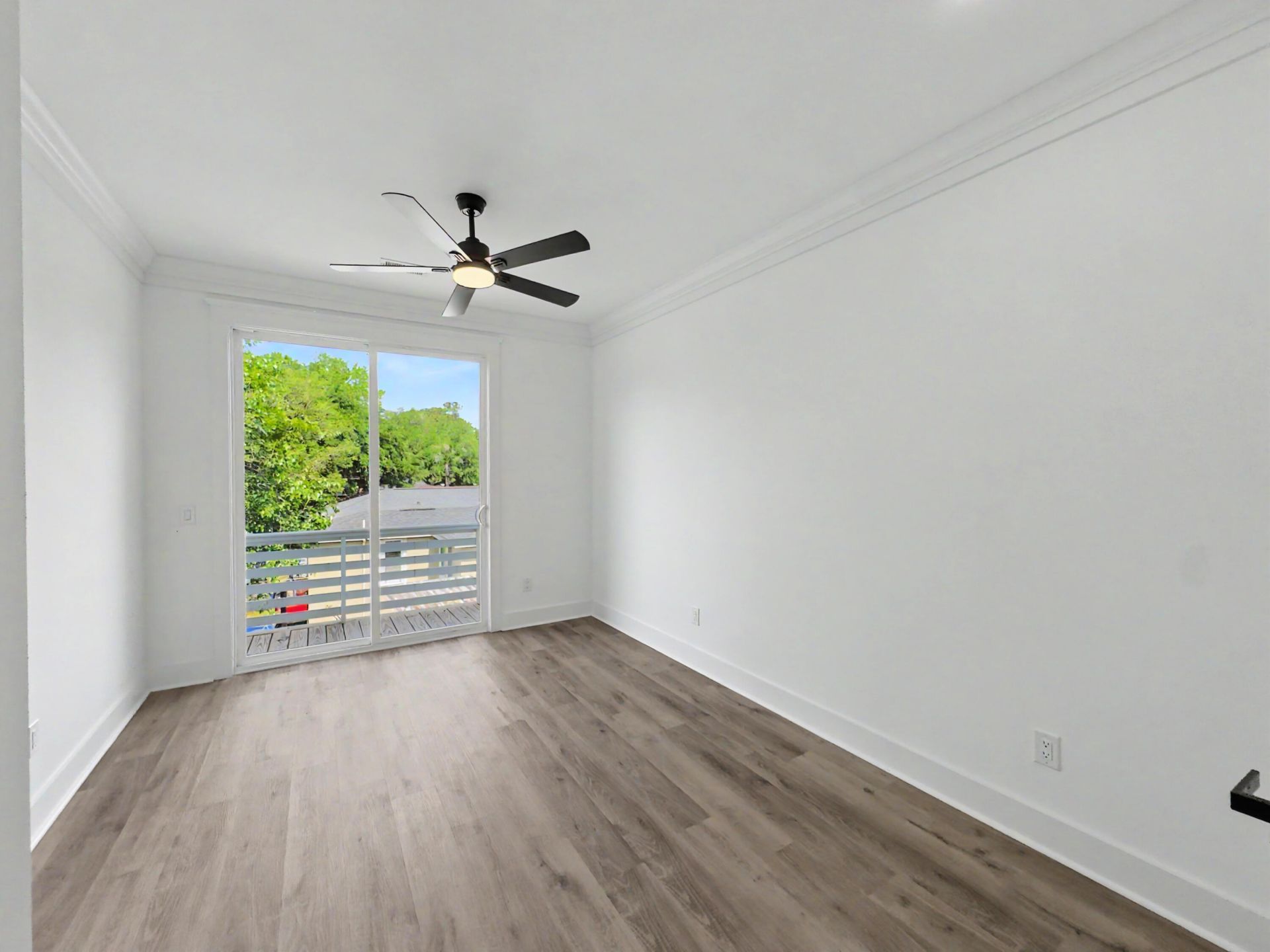 1906 Gumwood Boulevard Photo 26