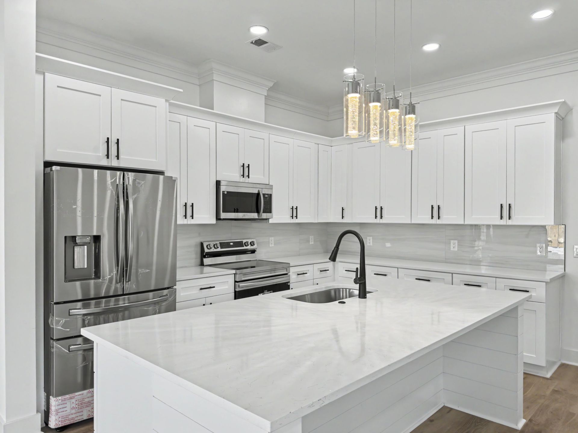 1906 Gumwood Boulevard Photo 7