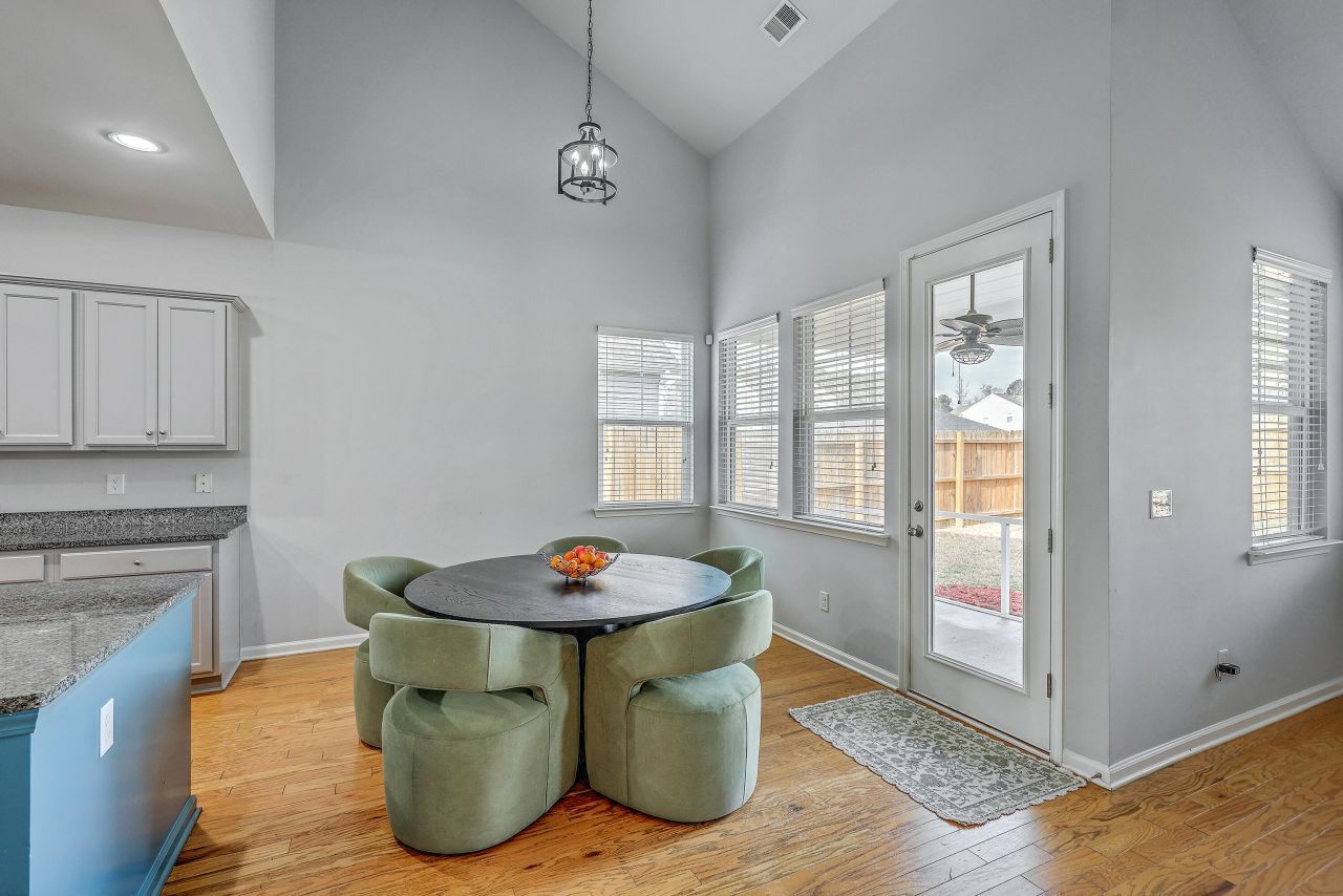 110 Nolin Road Photo 13