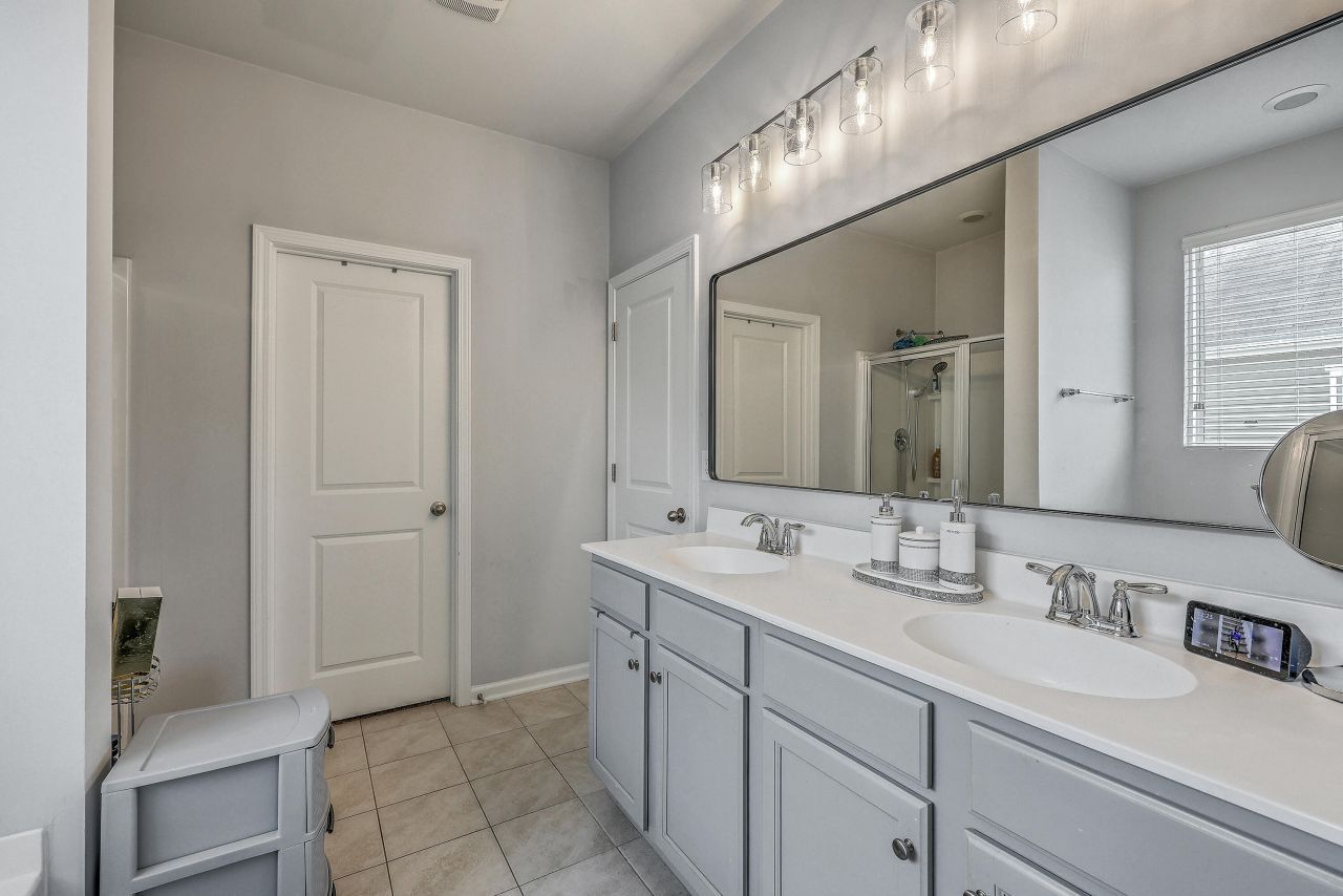 110 Nolin Road Photo 18