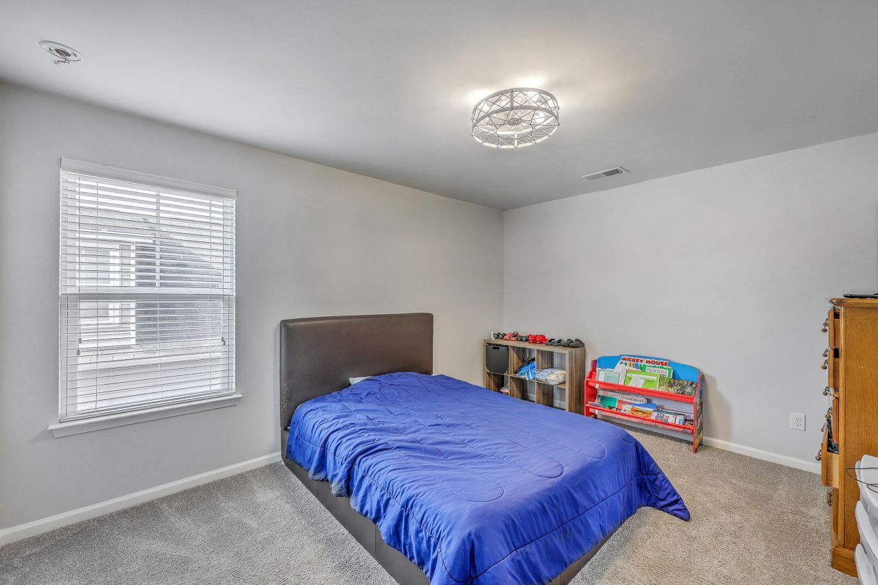 110 Nolin Road Photo 25