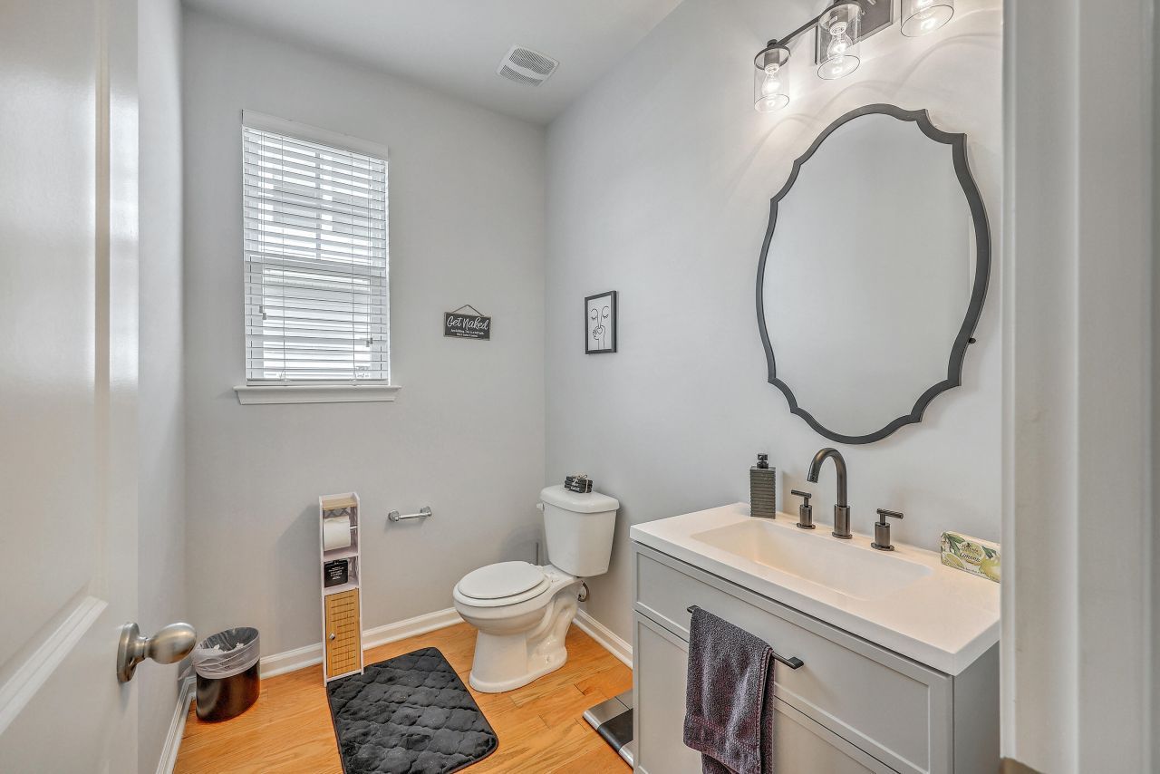 110 Nolin Road Photo 8