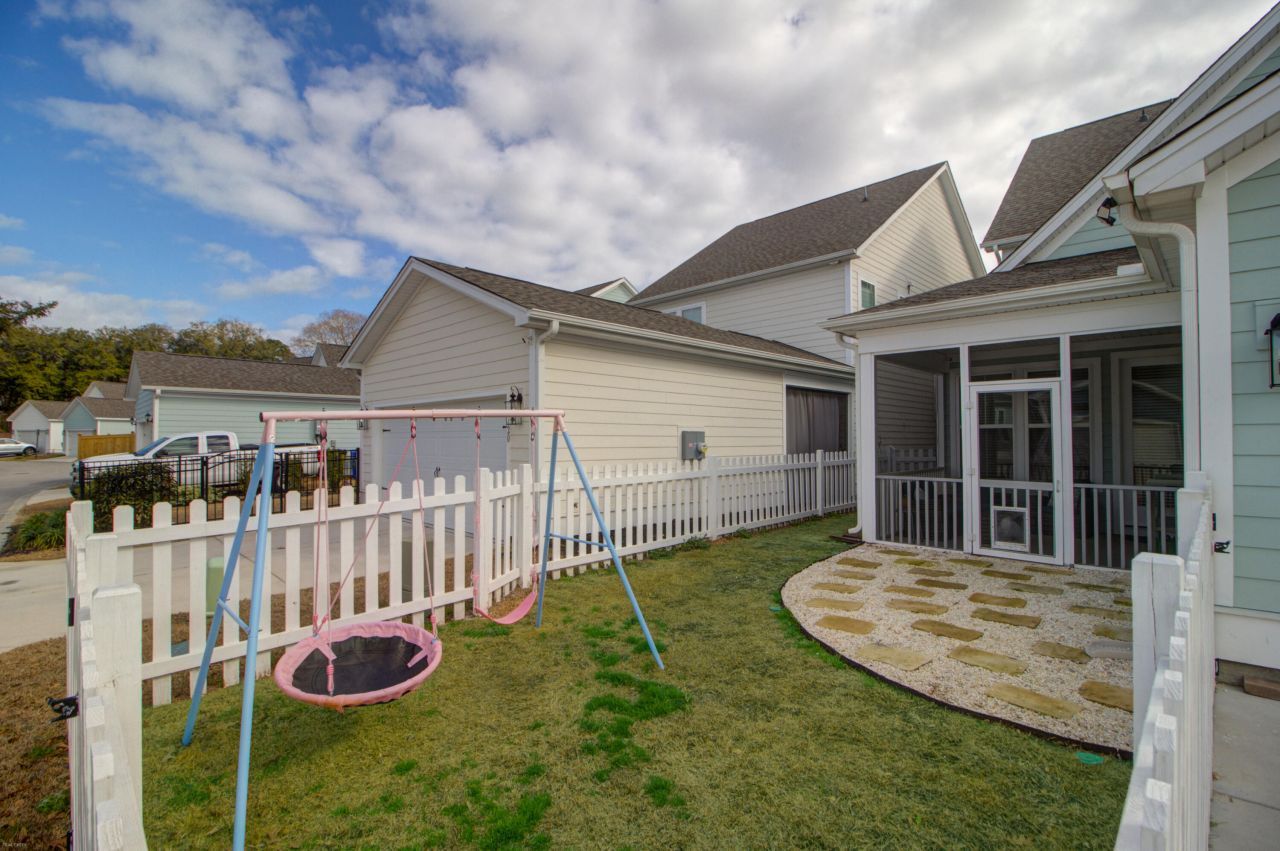 424 Bluegill Lane Photo 46