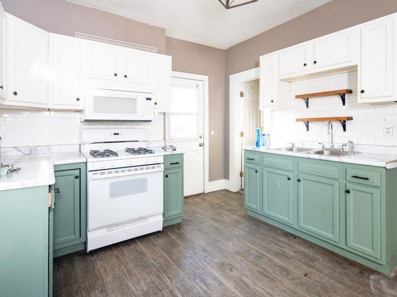 1010 White Avenue, Fremont, OH 43420 Photo 3