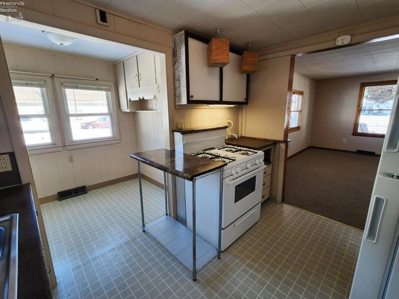 2103 Putnam Street, Sandusky, OH 44870 Photo 11