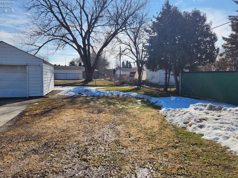 2103 Putnam Street, Sandusky, OH 44870 Photo 4