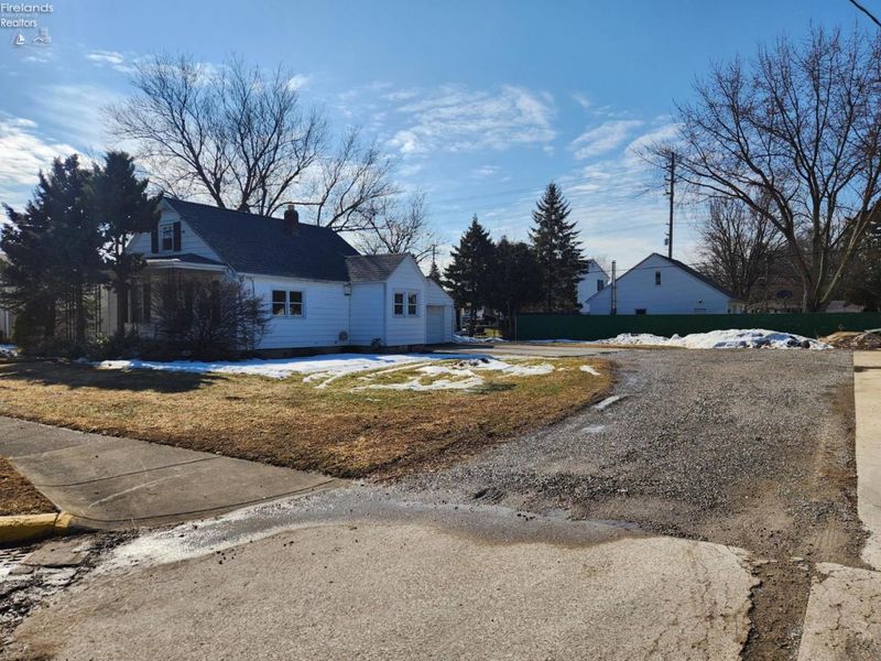 2103 Putnam Street, Sandusky, OH 44870 Photo 6