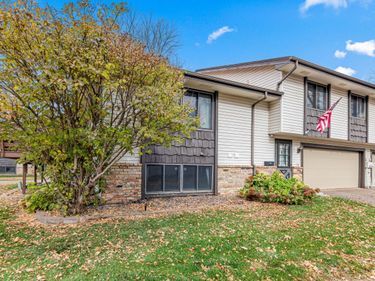 7714 York Lane N, Brooklyn Park, MN 55443