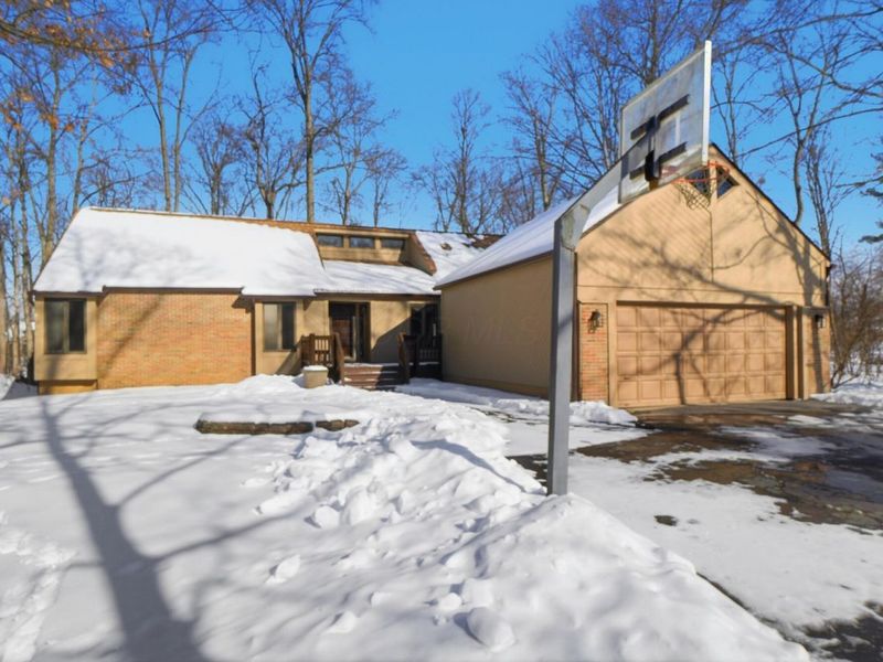 4860 Bayhill Drive, Powell, OH 43065 Photo 2