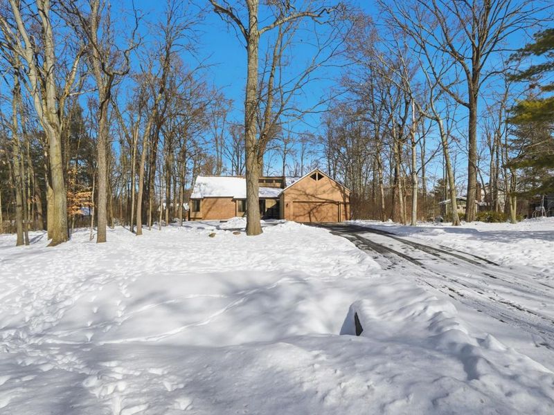 4860 Bayhill Drive, Powell, OH 43065 Photo 3