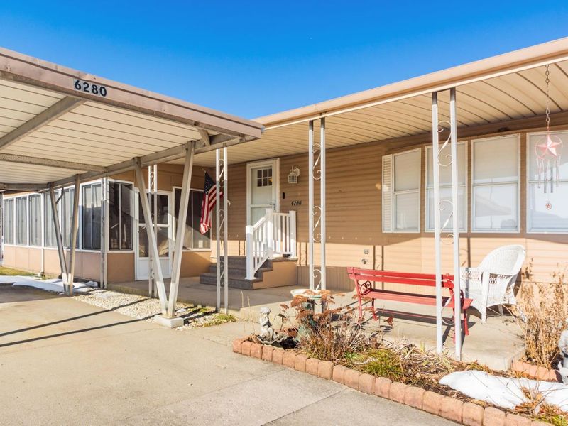 6280 Cartwright Lane N, Dublin, OH 43016 Photo 1