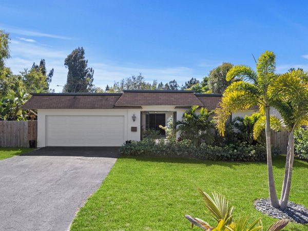 486 NW 1st Street, Boca Raton, FL 33432