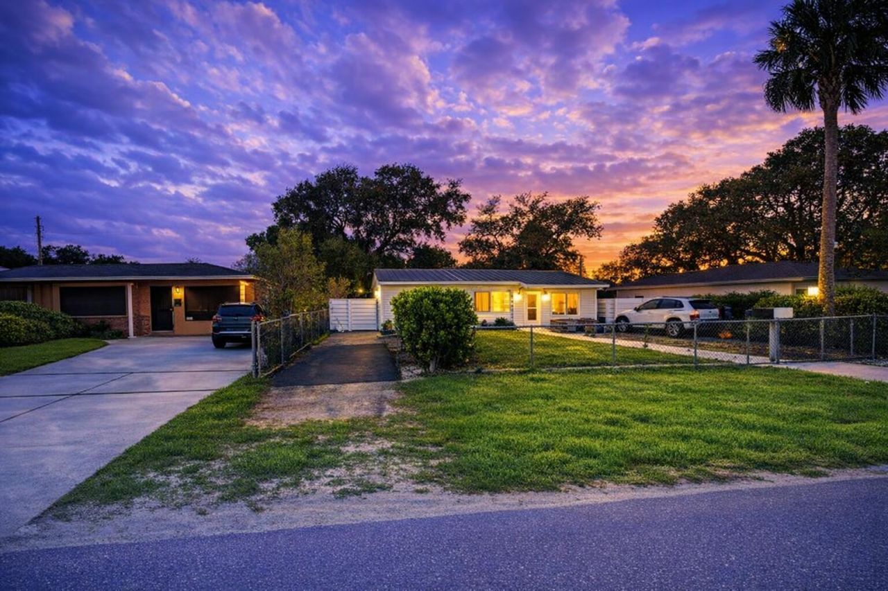 916 Sharar Avenue, Unit Apartment, Opa Locka, FL 33054 Main Photo