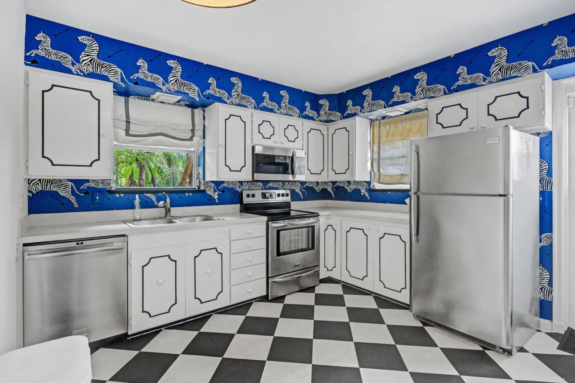 240 Oleander Avenue, Unit 244, Palm Beach, FL 33480 Photo