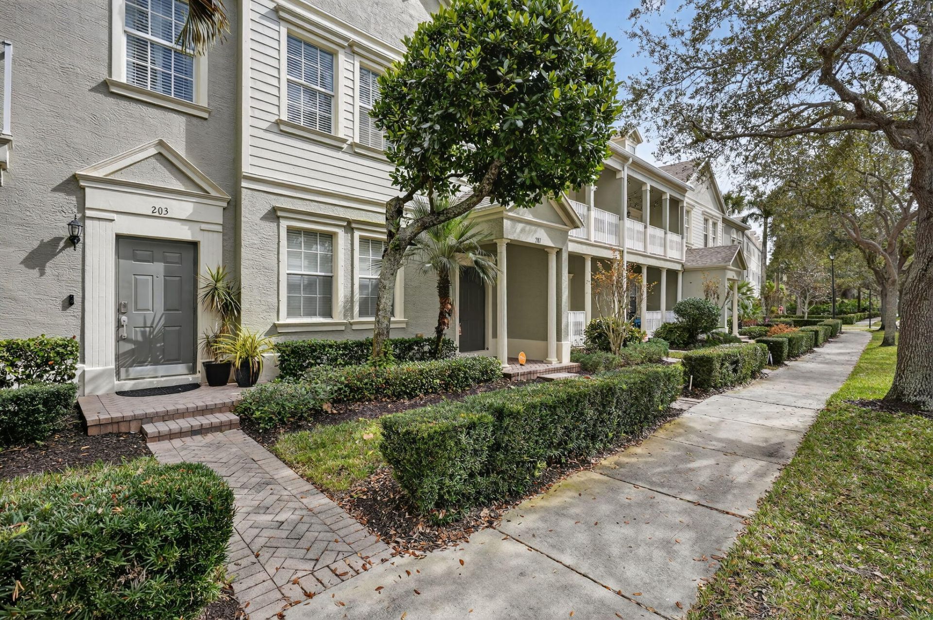 203 E Thatch Palm Circle, Jupiter, FL 33458 Photo