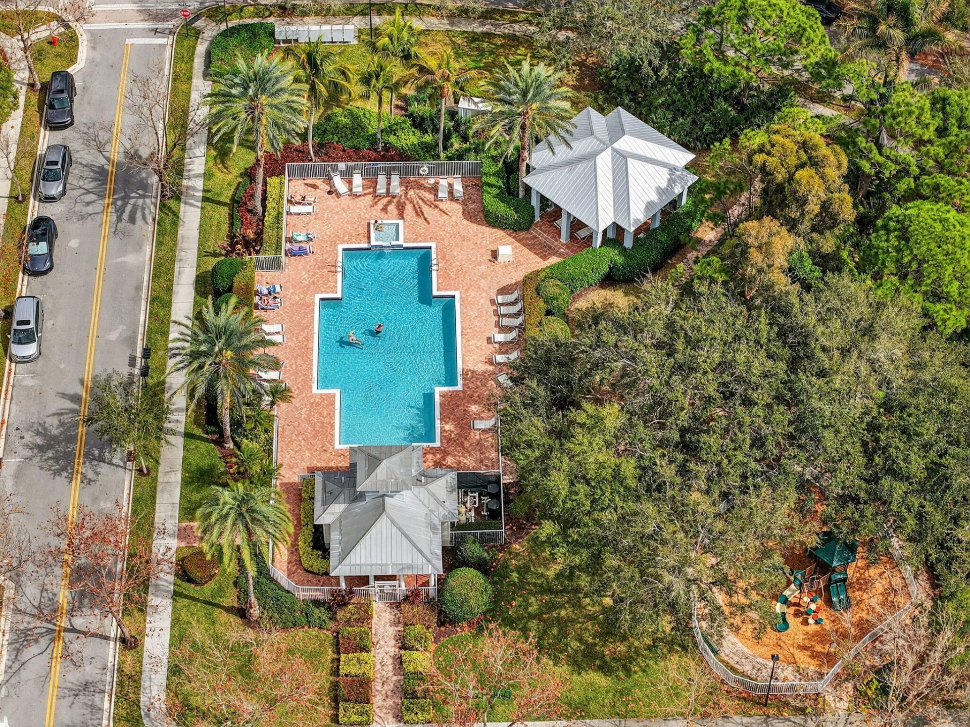 203 E Thatch Palm Circle, Jupiter, FL 33458 Photo